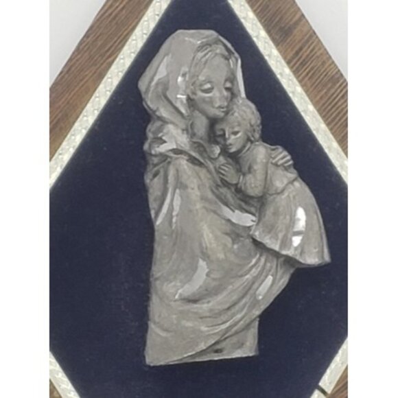 Other - Peltro Cesellato a Mano Pewter Madonna Mary with Child Blue Velvet made in Italy